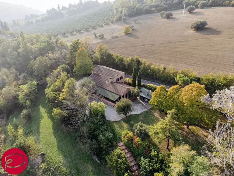 Immagine 2 di Villa in vendita  a Poggio Torriana
