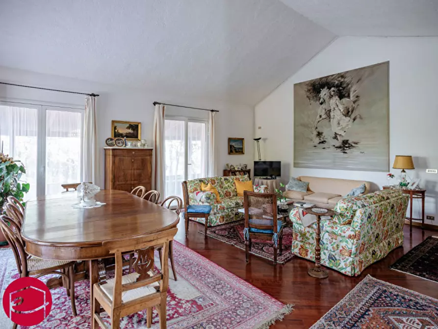 Immagine 10 di Villa in vendita  a Poggio Torriana