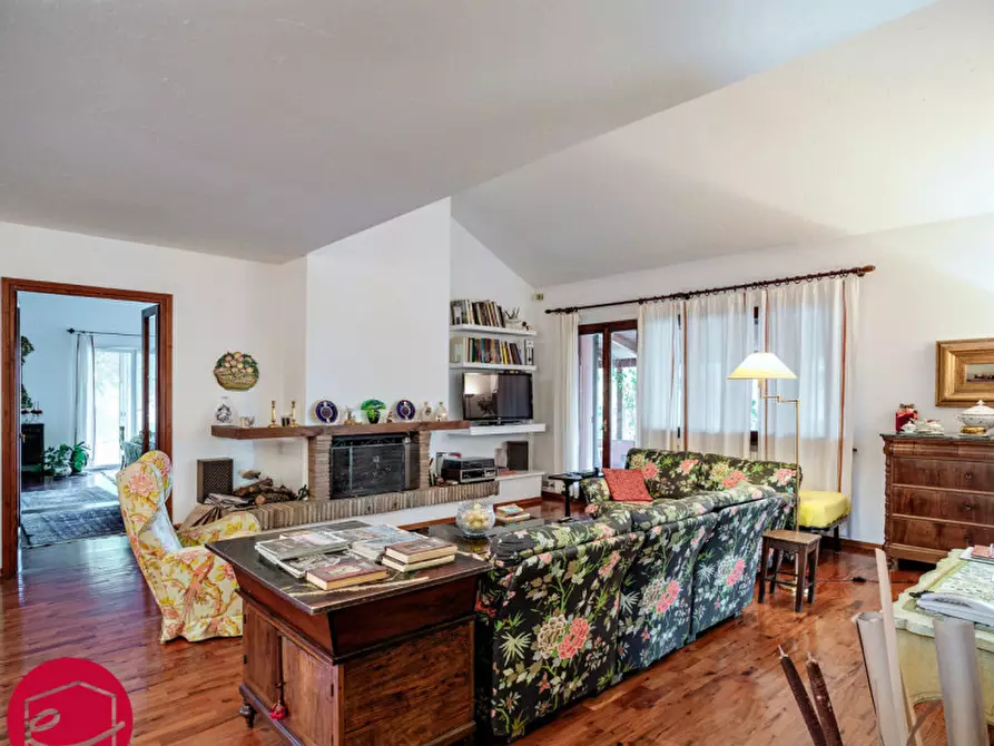 Immagine 11 di Villa in vendita  a Poggio Torriana