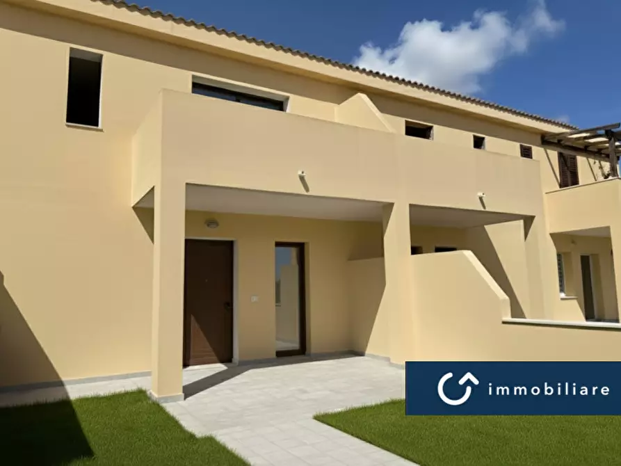 Immagine 2 di Villetta a schiera in vendita  in Via Meucci, Usini a Usini