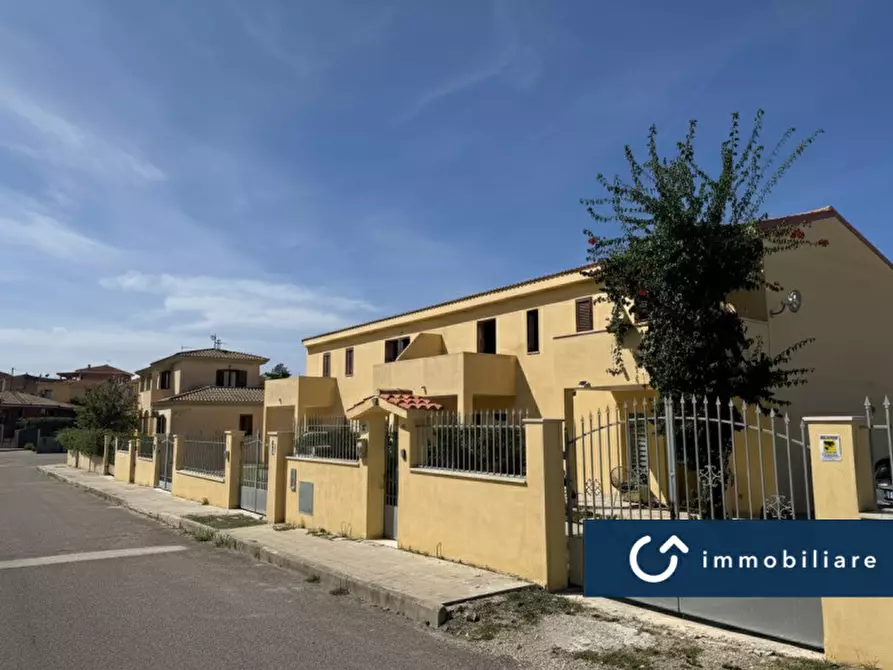 Immagine 3 di Villetta a schiera in vendita  in Via Meucci, Usini a Usini