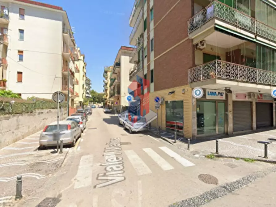 Immagine 3 di Negozio in vendita  in PORTICI CENTRO - LOCALE COMMERCIALE - ATTUALMENTE LOCATO a Portici