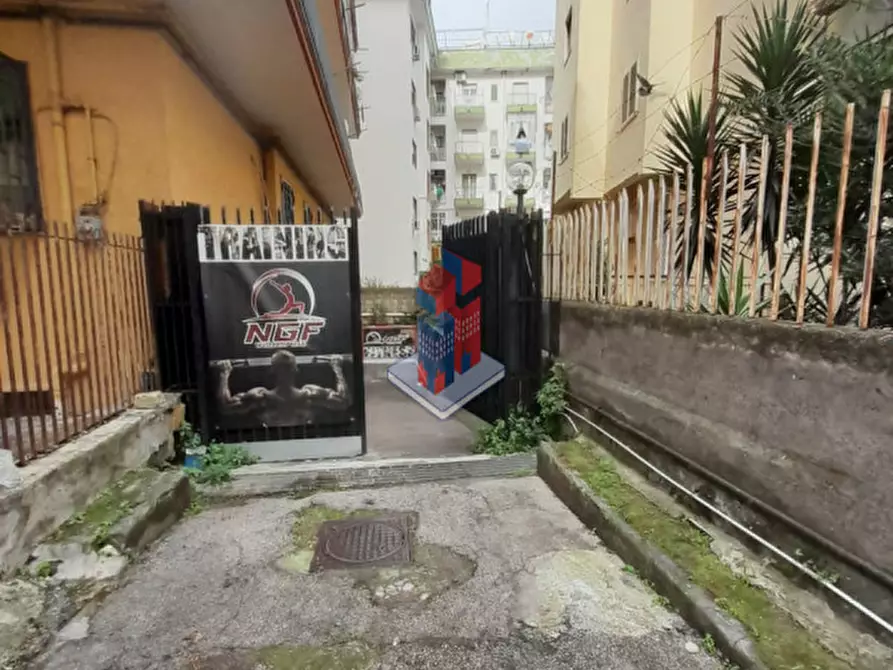 Immagine 7 di Negozio in vendita  in PORTICI CENTRO - LOCALE COMMERCIALE - ATTUALMENTE LOCATO a Portici