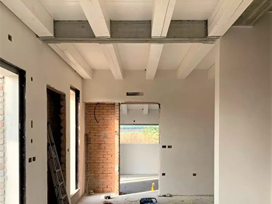 Immagine 5 di Villa in vendita  a Misano Adriatico