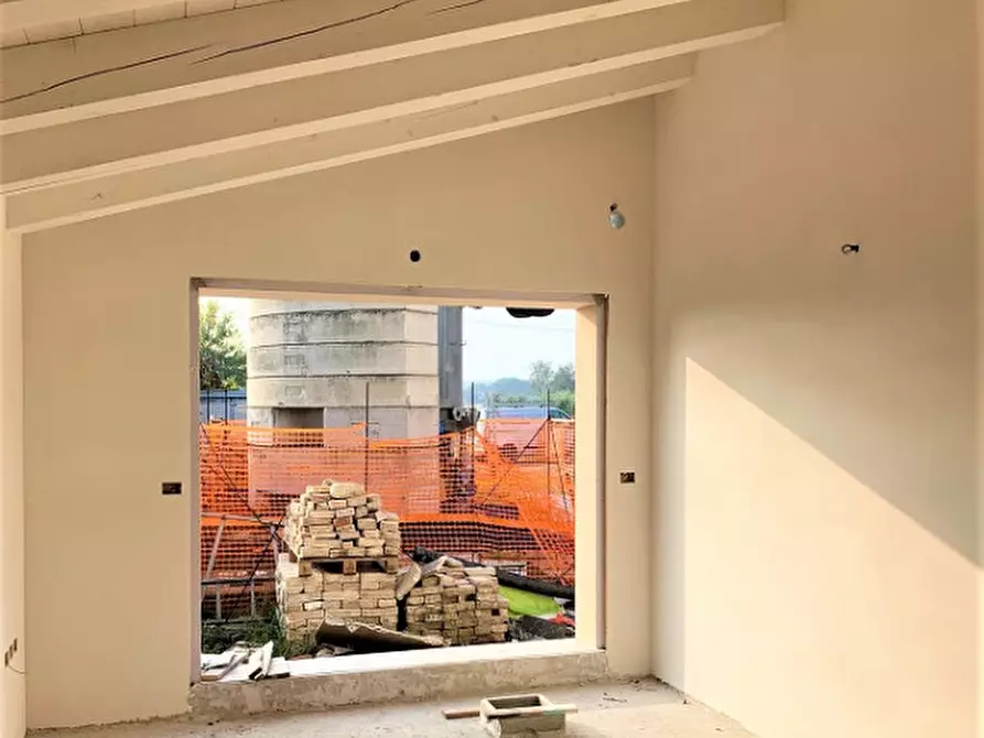 Immagine 7 di Villa in vendita  a Misano Adriatico