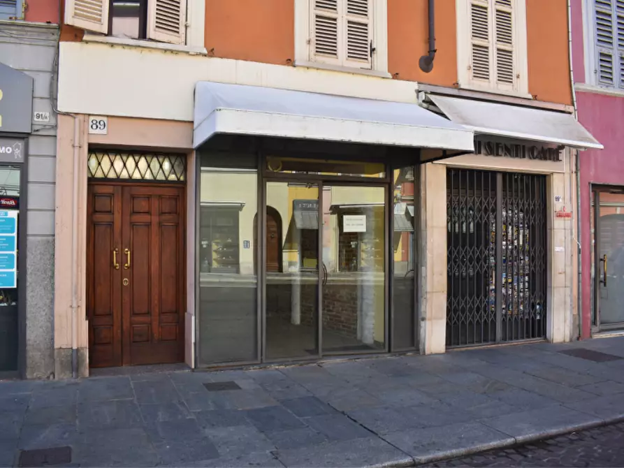 Immagine 5 di Negozio in vendita  in Strada Repubblica a Parma