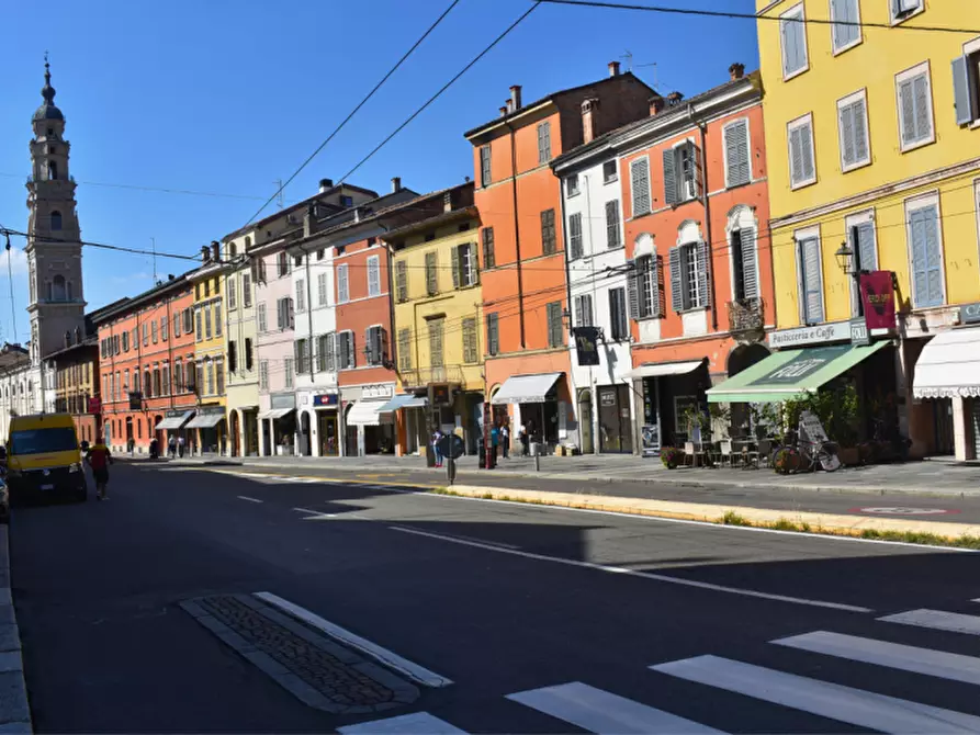 Immagine 23 di Negozio in vendita  in Strada Repubblica a Parma