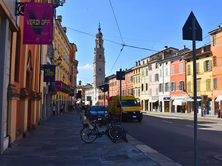 Immagine 24 di Negozio in vendita  in Strada Repubblica a Parma