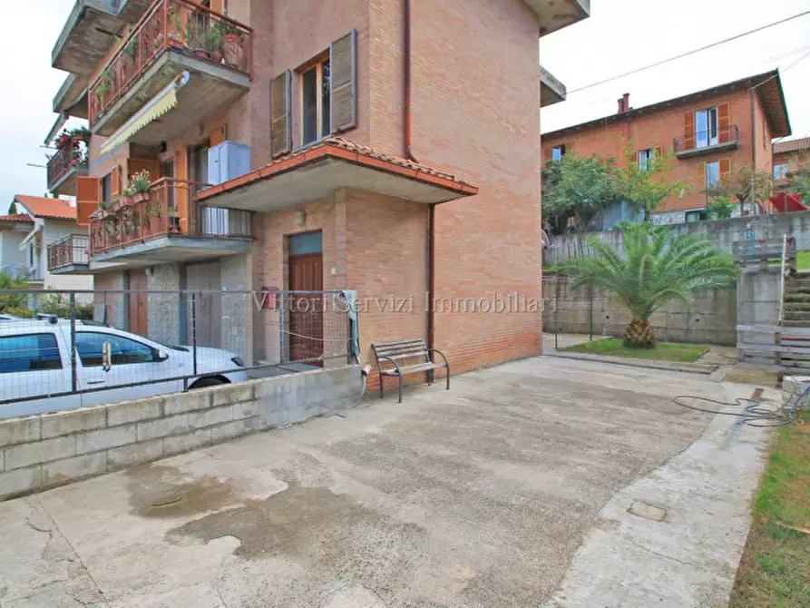 Immagine 22 di Appartamento in vendita  in Via Monte Bianco a Torrita Di Siena