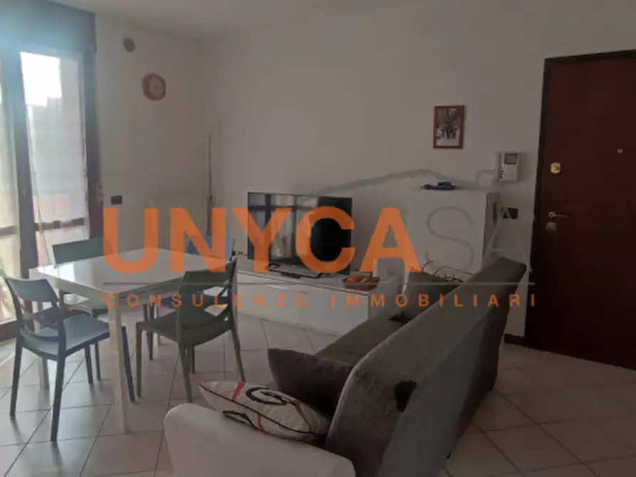 Immagine 3 di Appartamento in affitto  a Verona