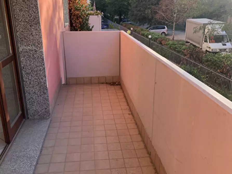 Immagine 4 di Appartamento in affitto  a Verona