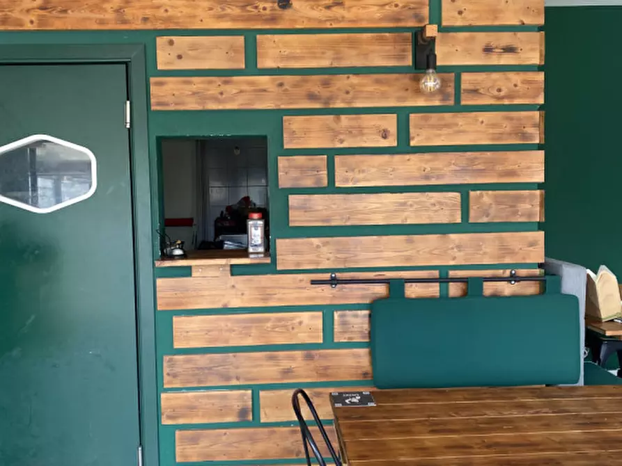 Immagine 8 di Negozio in vendita  in Largo Benito Jacovitti a Roma