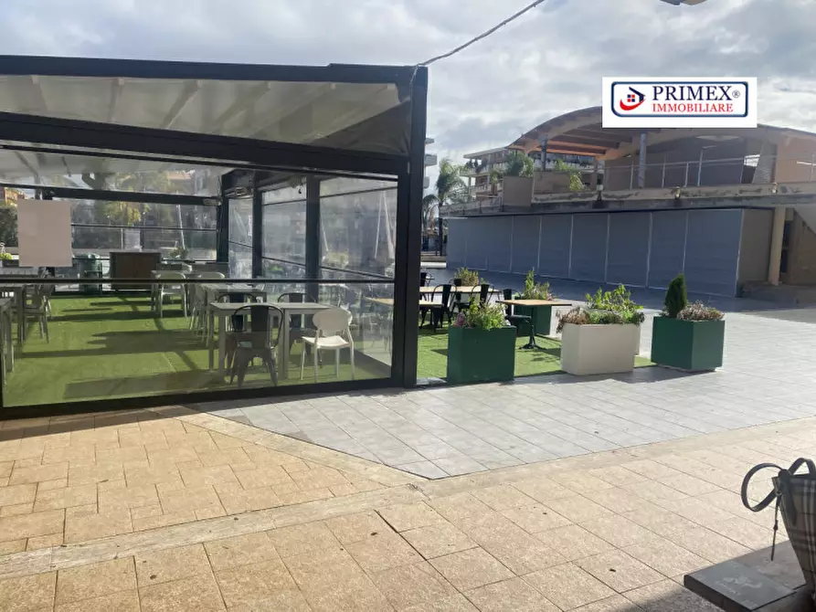 Immagine 14 di Negozio in vendita  in Largo Benito Jacovitti a Roma