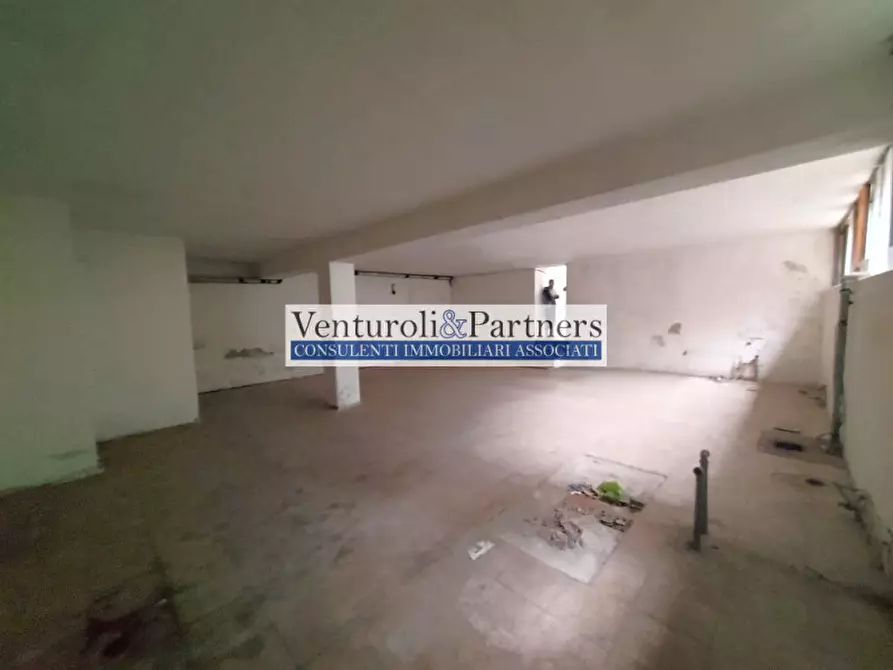Immagine 4 di Magazzino in vendita  in via della volta a Brescia