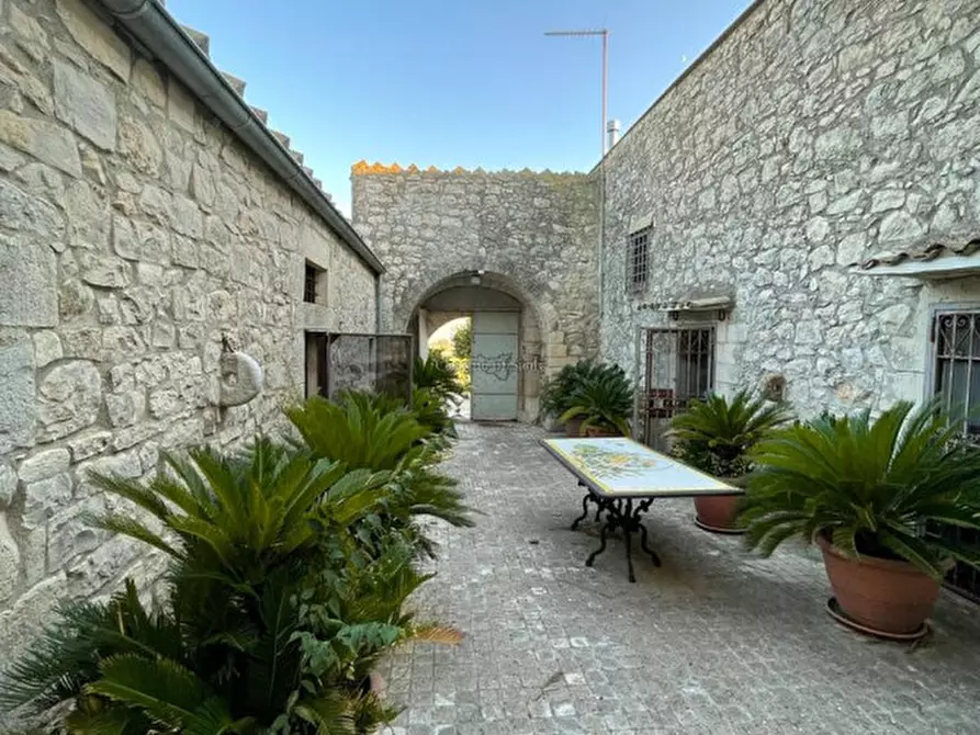 Immagine 13 di Rustico / casale in vendita  in Contrada Bussello a Modica