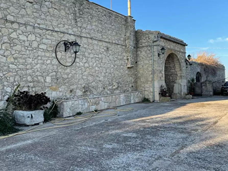 Immagine 37 di Rustico / casale in vendita  in Contrada Bussello a Modica