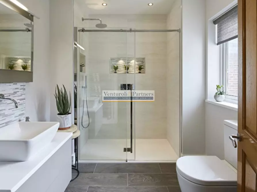 Immagine 14 di Appartamento in vendita  in Via Canove a Castelnuovo Del Garda