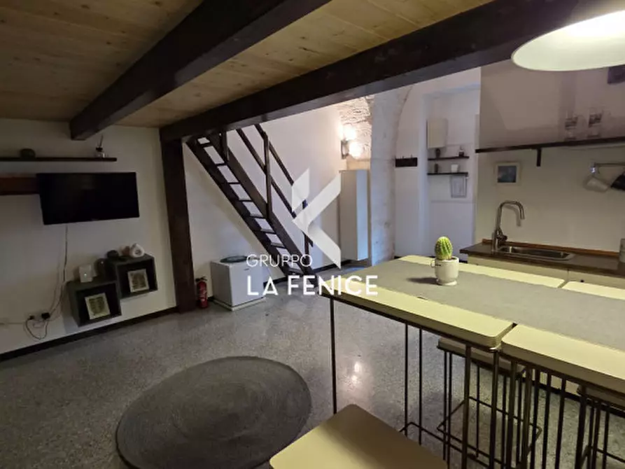 Immagine 12 di Monolocale in vendita  in Via Giovanni Basile a Locorotondo