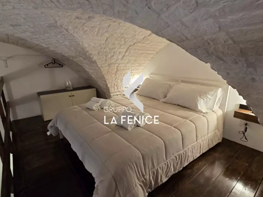 Immagine 22 di Monolocale in vendita  in Via Giovanni Basile a Locorotondo