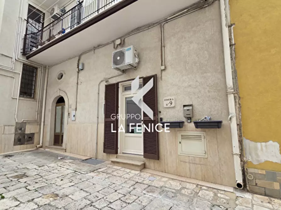 Immagine 34 di Monolocale in vendita  in Via Giovanni Basile a Locorotondo