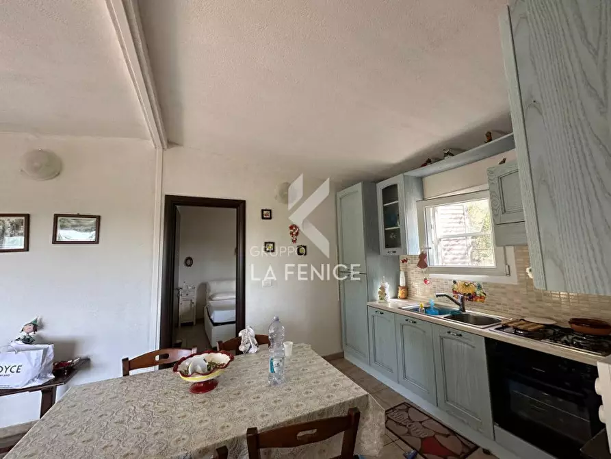 Immagine 29 di Villa in vendita  in strada cupina a Martina Franca