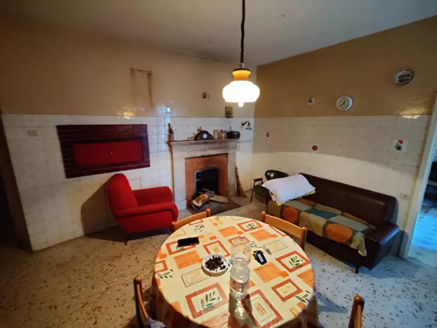 Immagine 14 di Palazzo in vendita  in Via Vicolo delle fate a Padula