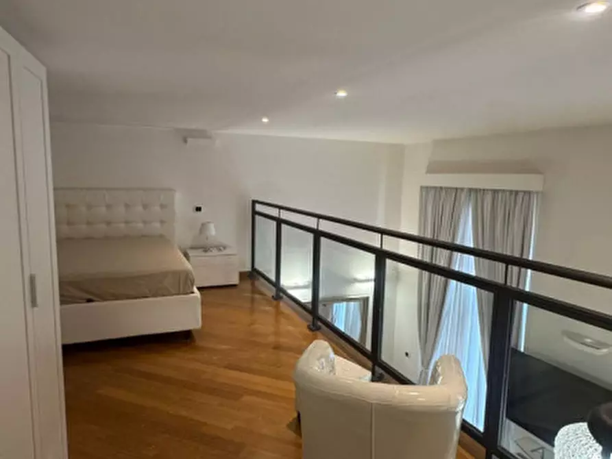 Immagine 14 di Appartamento in affitto  in VIA DELLA CISTERNA a Roma