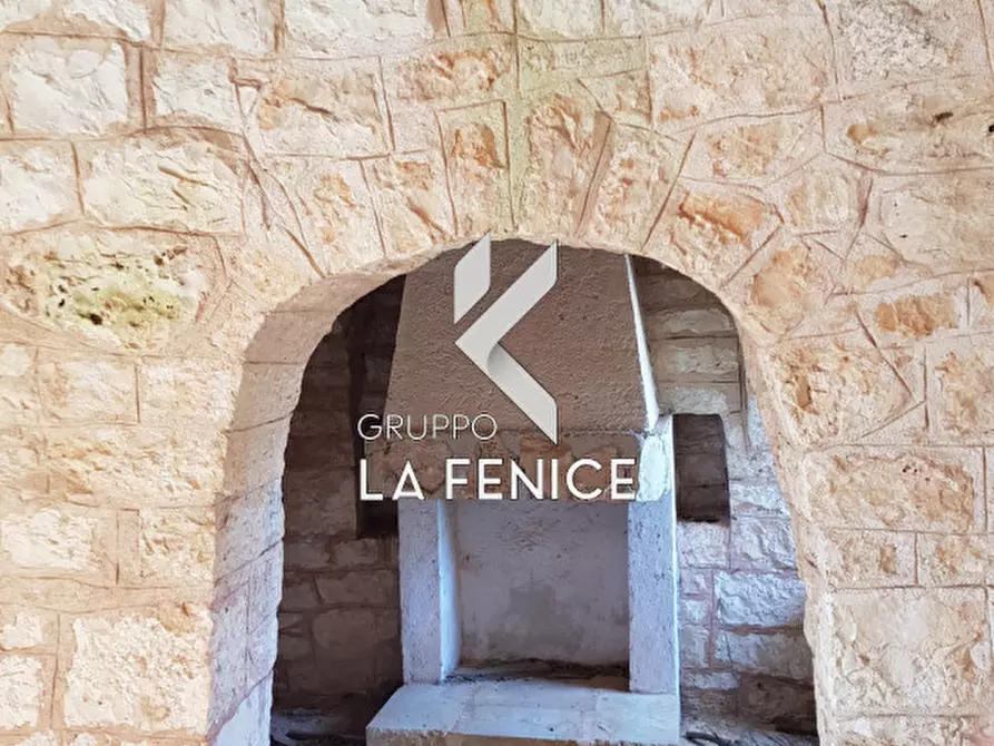 Immagine 25 di Rustico / casale in vendita  a Martina Franca