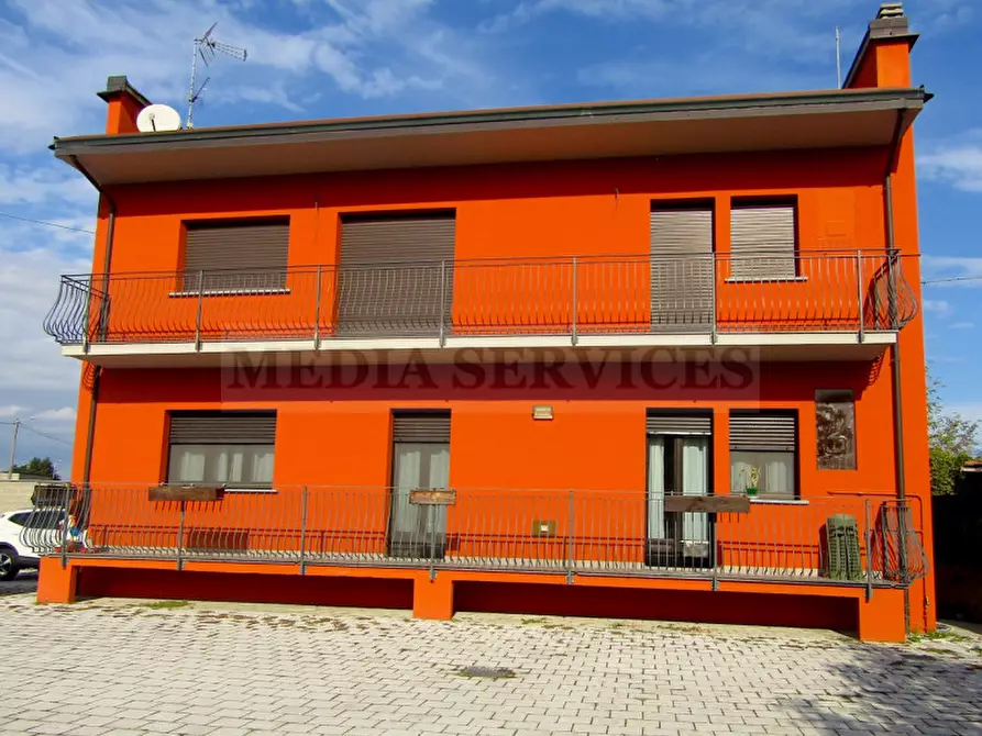 Immagine 1 di Appartamento in vendita  in via Vigevano n° 18 a Sannazzaro De' Burgondi