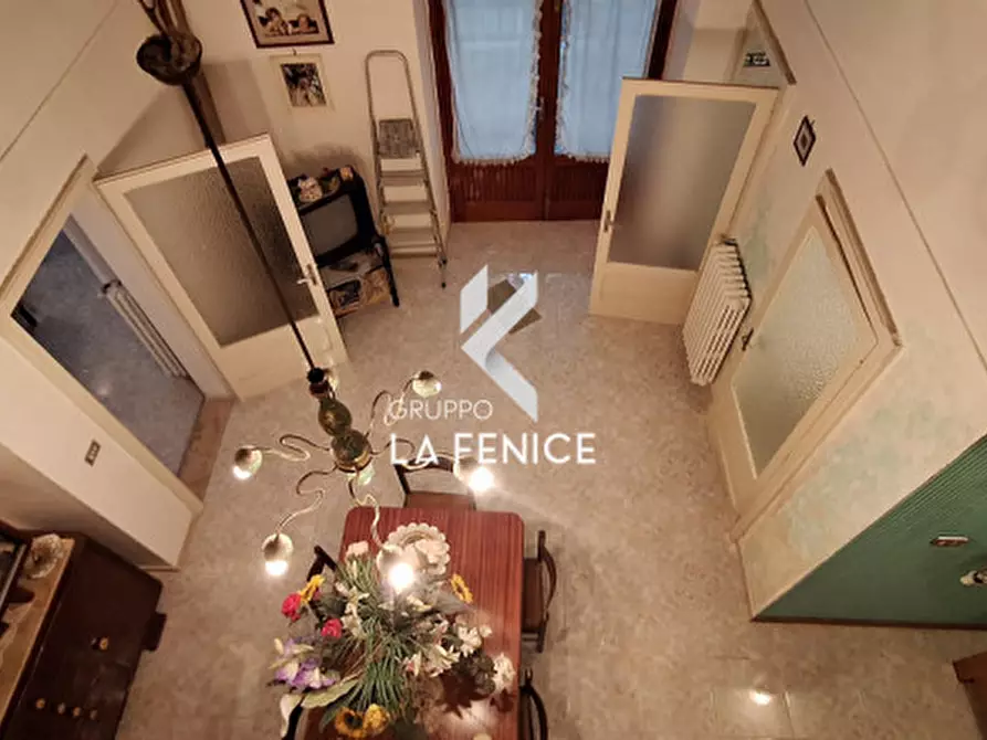 Immagine 24 di Casa indipendente in vendita  in via Vittorio Veneto a Locorotondo