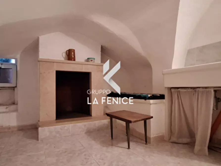 Immagine 27 di Casa indipendente in vendita  in via Vittorio Veneto a Locorotondo