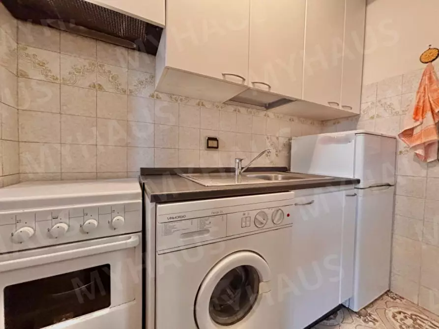 Immagine 6 di Appartamento in vendita  in viale mantegna 17 a Cesenatico