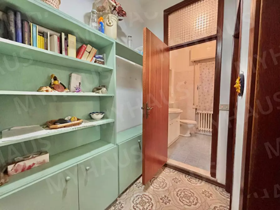 Immagine 16 di Appartamento in vendita  in viale mantegna 17 a Cesenatico