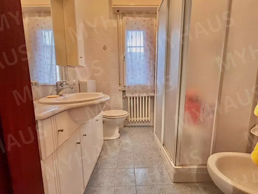 Immagine 30 di Appartamento in vendita  in viale mantegna 17 a Cesenatico