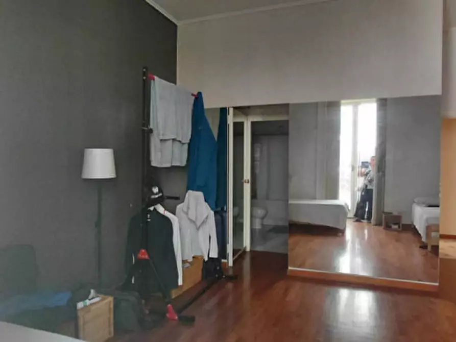 Immagine 52 di Appartamento in affitto  in Piazza Amedeo a Napoli