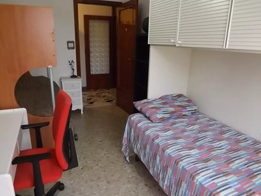 Immagine 6 di Appartamento in vendita  a Senigallia