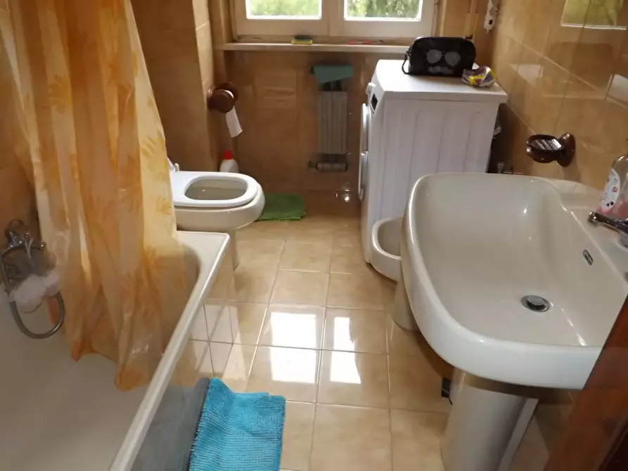 Immagine 16 di Appartamento in vendita  a Senigallia