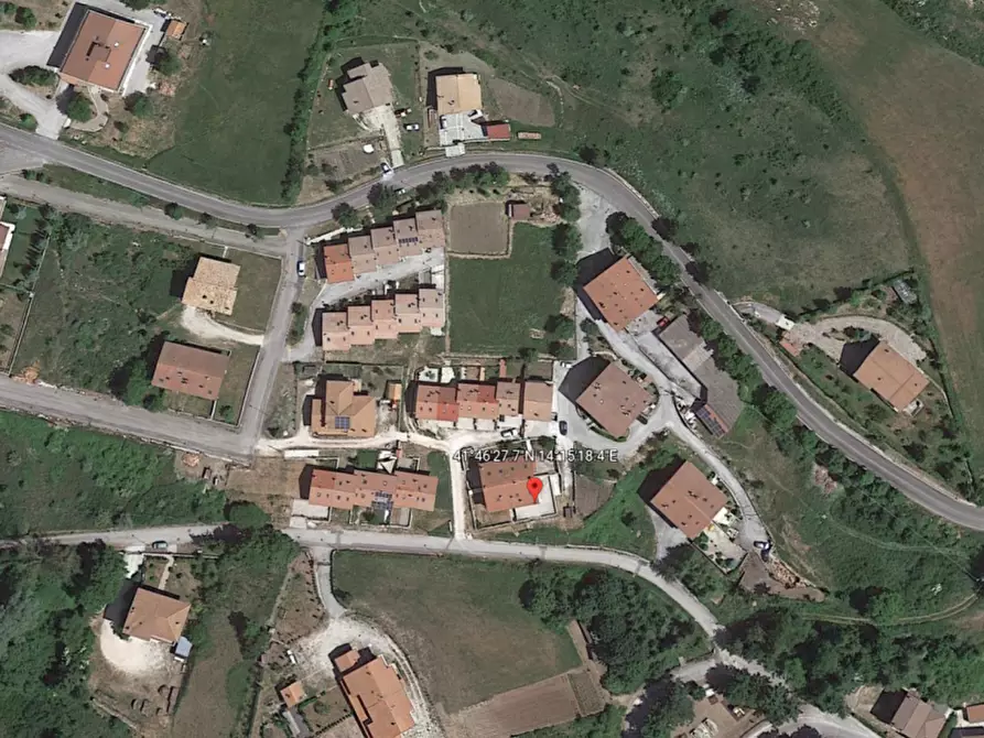 Immagine 9 di Villetta a schiera in vendita  in Via Roberto Rossellini a Vastogirardi