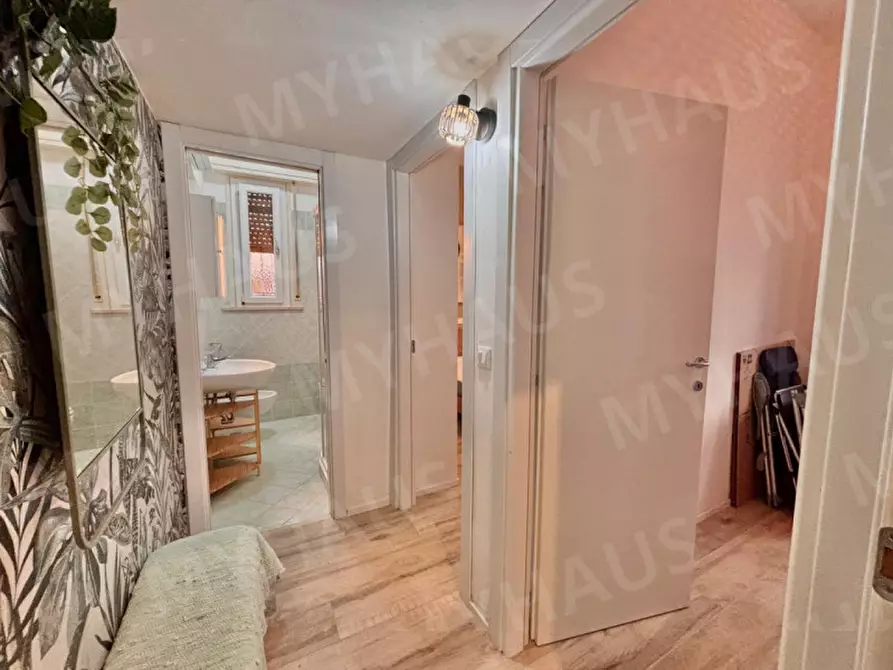 Immagine 16 di Appartamento in vendita  in Viale Giotto, 27 a Cesenatico