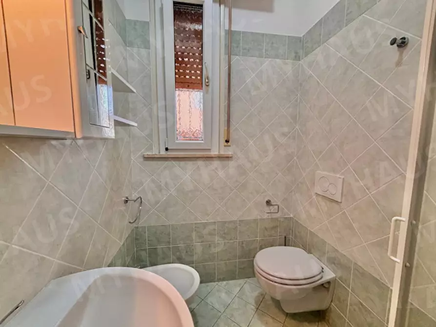 Immagine 25 di Appartamento in vendita  in Viale Giotto, 27 a Cesenatico