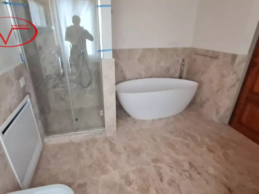 Immagine 13 di Villa in vendita  in Campolacconi a Terranuova Bracciolini