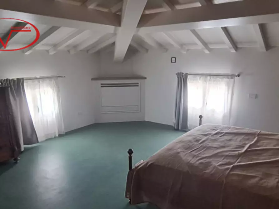 Immagine 19 di Villa in vendita  in Campolacconi a Terranuova Bracciolini