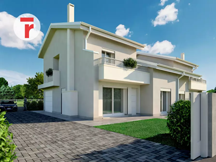 Immagine 1 di Casa bifamiliare in vendita  in Via Roma a Campodoro