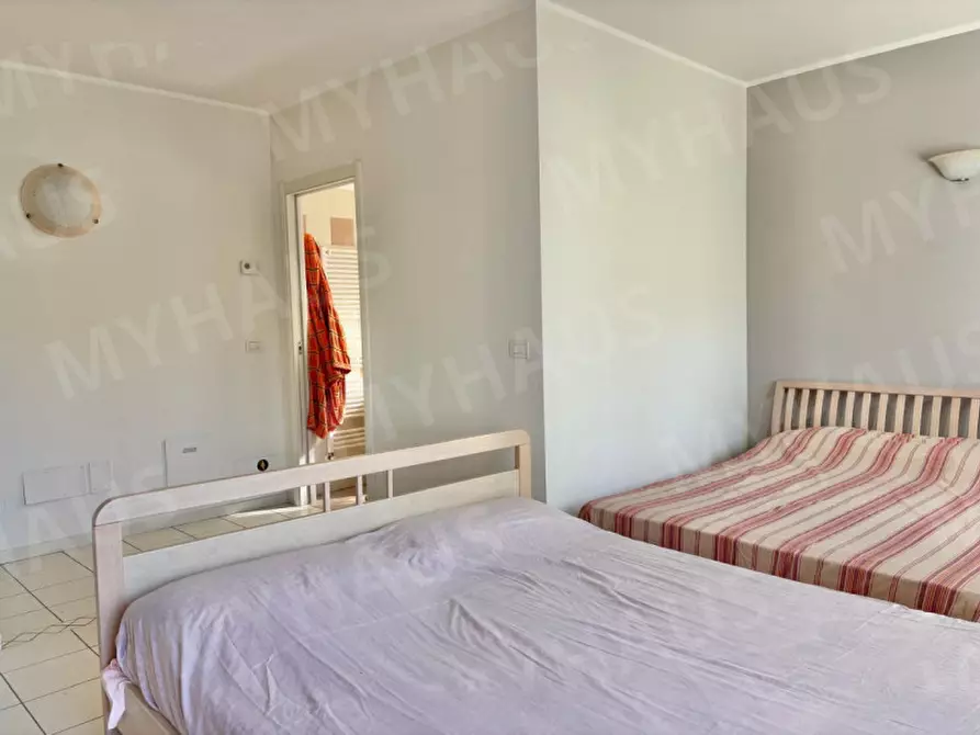 Immagine 8 di Appartamento in vendita  in Viale Andrea Mantegna, 11 a Cesenatico