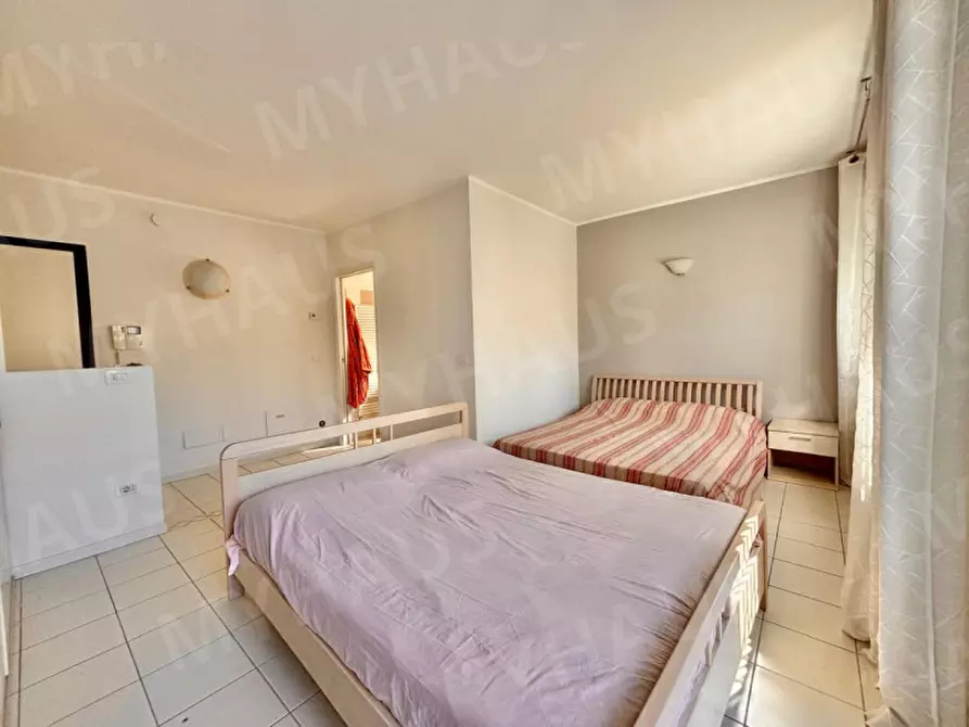 Immagine 16 di Appartamento in vendita  in Viale Andrea Mantegna, 11 a Cesenatico