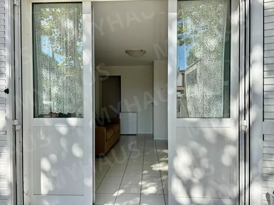 Immagine 20 di Appartamento in vendita  in Viale Andrea Mantegna, 11 a Cesenatico