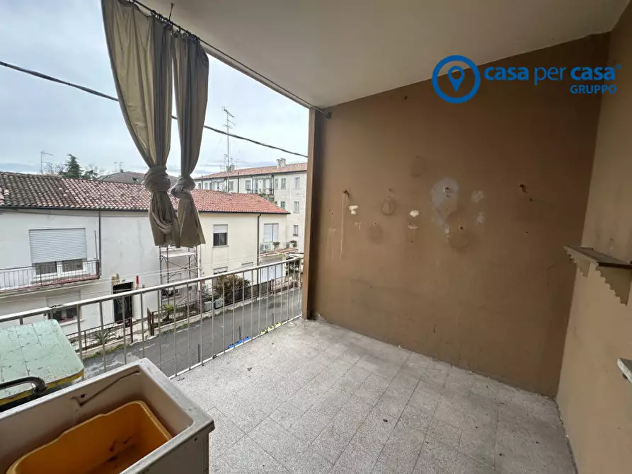 Immagine 25 di Appartamento in vendita  in via Galileo Galilei, 13 a Rovigo