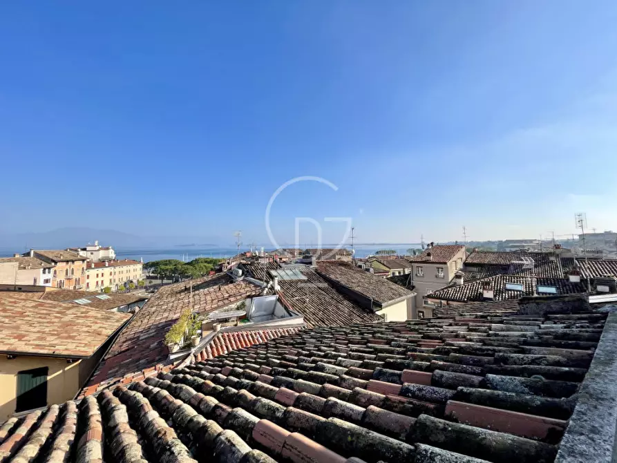 Immagine 21 di Appartamento in vendita  in Via Angelo Piatti a Desenzano Del Garda