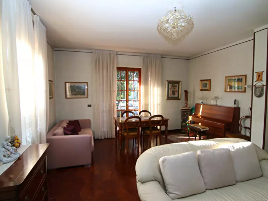 Immagine 6 di Casa bifamiliare in vendita  in Via Quinzano a Flero