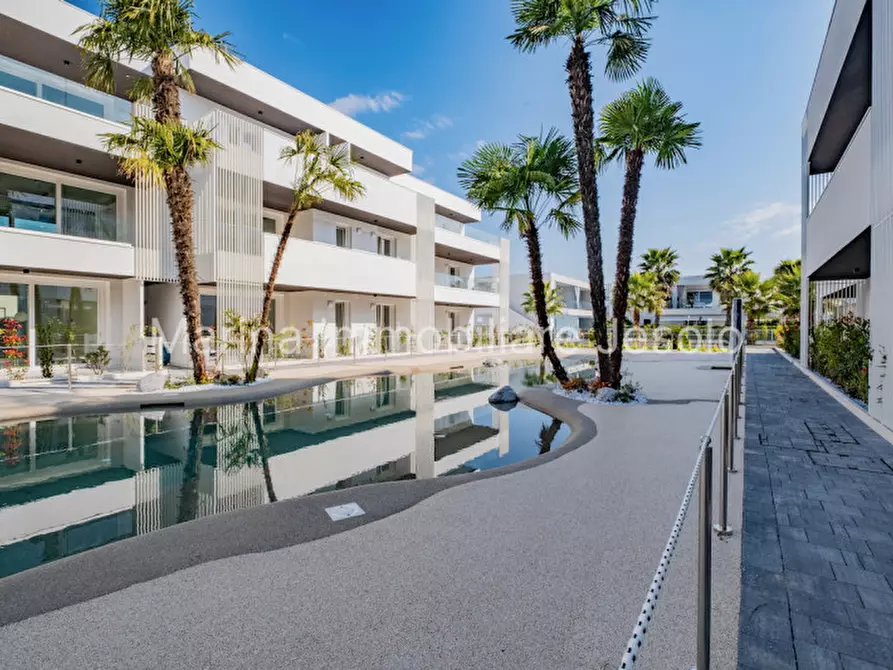 Immagine 3 di Appartamento in vendita  in VIA CEOLOTTO a Jesolo